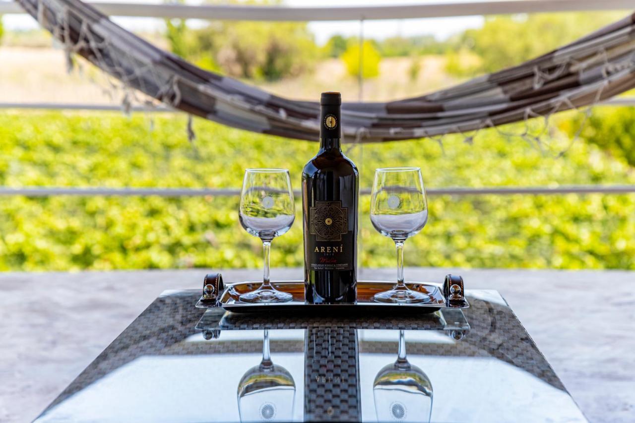 Chaglasian Wine & Suites San Rafael  Eksteriør bilde